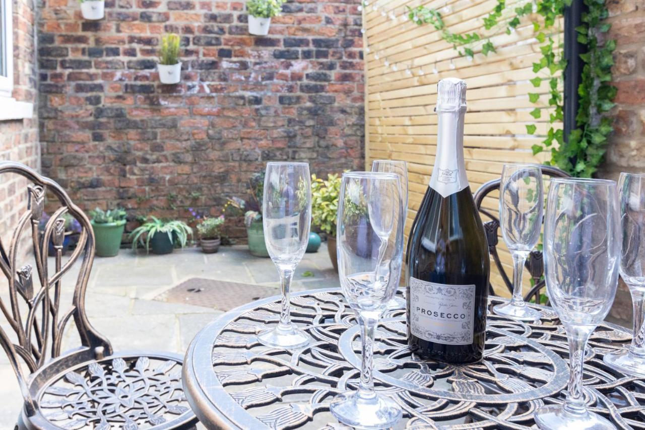 Bootham Apartment 32 - Free Parking - Five Minute Walk To York Minster Εξωτερικό φωτογραφία